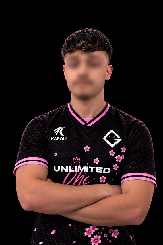 Moz, joueur Warzone de Team Unlimited, rôle Ancre, rang Irridescent.